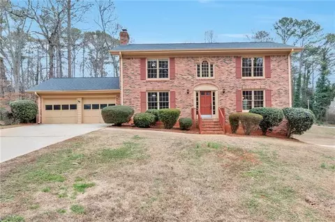 1306 Arlene Ct SW, Lilburn, GA 30047