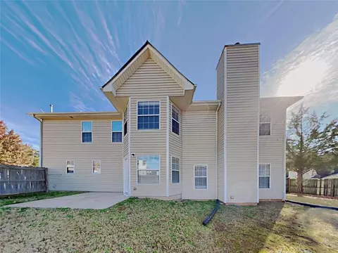 Exterior - 160 Long Dr, Covington, GA 30016 photo 2 of 4