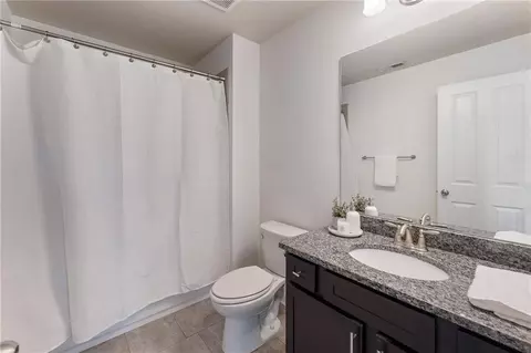 Bath - 12609 Lecoma Trce, Milton, GA 30004 photo 6 of 6
