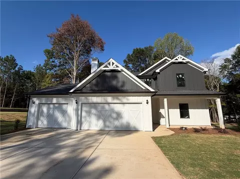 126 Holders Siding Rd, Jefferson, GA 30549