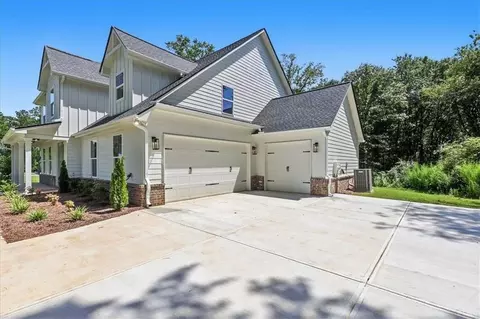 Exterior - 327 Springtime Way, Monroe, GA 30655 photo 12 of 13