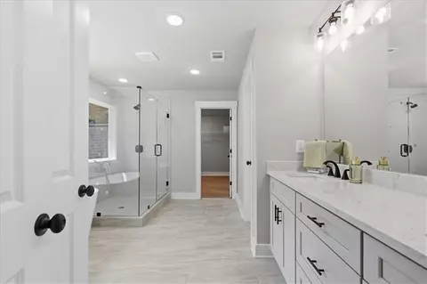 Bath - 327 Springtime Way, Monroe, GA 30655 photo 8 of 13