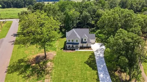View/Area - 327 Springtime Way, Monroe, GA 30655 photo 2 of 7