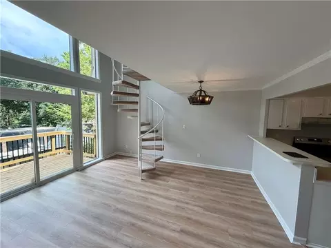 77 Adrian Pl NW, Atlanta, GA 30327