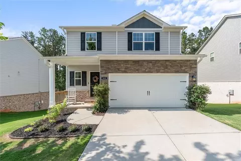 302 Augusta Woods Dr, Villa Rica, GA 30180