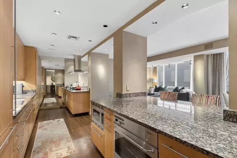 145 15th St NE #824, Atlanta, GA 30309