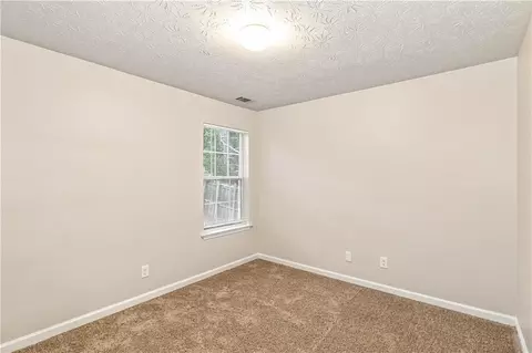 Bedroom - 1426 Hyde Ct, Hampton, GA 30228 photo 3 of 6
