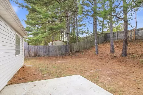 Exterior - 1426 Hyde Ct, Hampton, GA 30228 photo 3 of 4