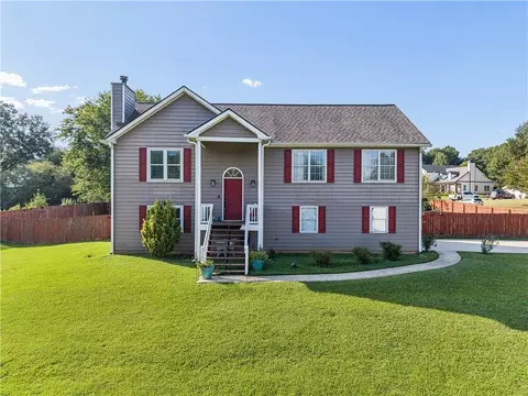 652 Thorn Brook Rdg, Bethlehem, GA 30620