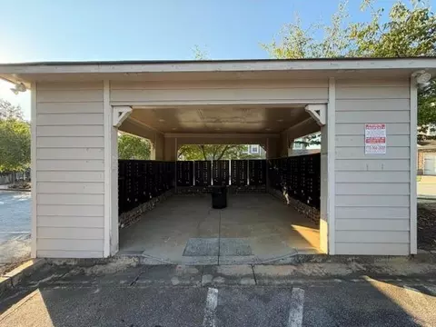 Exterior - 5855 Radford Loop, Fairburn, GA 30213 photo 11 of 11
