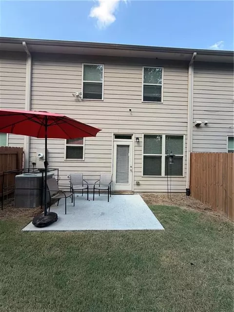 Exterior - 5855 Radford Loop, Fairburn, GA 30213 photo 4 of 11