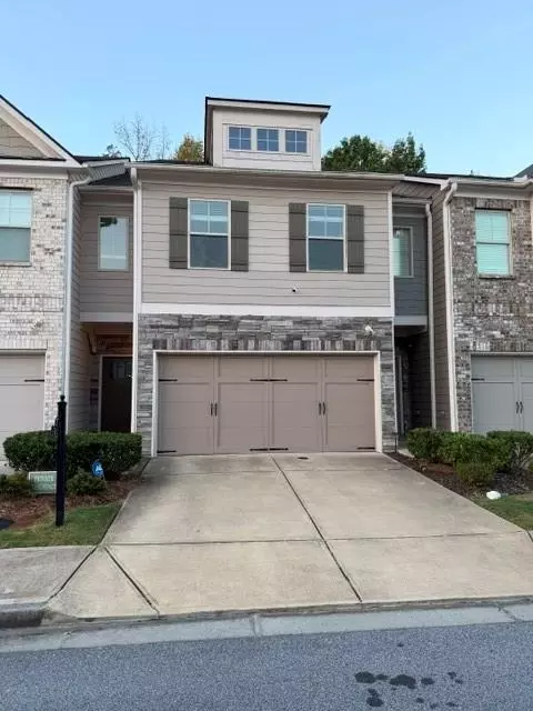 Exterior - 5855 Radford Loop, Fairburn, GA 30213 photo 2 of 11