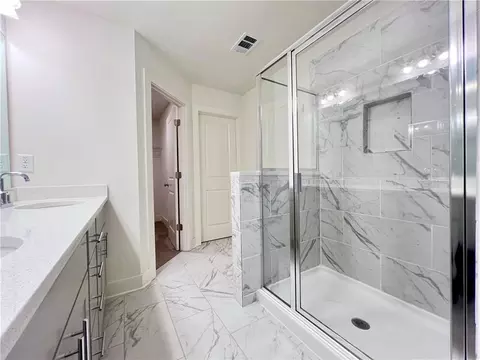 Bath - 5855 Radford Loop, Fairburn, GA 30213 photo 3 of 5