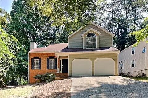 1009 Cobb Place Manor Dr, Marietta, GA 30066