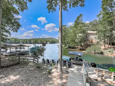 122 Douglas Fir Dr, Waleska, GA 30183
