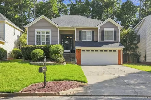 8965 Club River Dr, Roswell, GA 30076