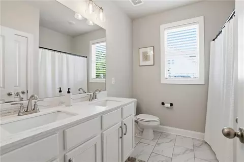 Bath - 77 Wallace Dr, Winder, GA 30680 photo 1 of 5