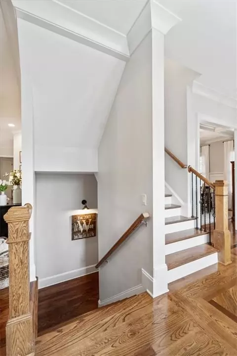 Entry Way - 657 Dunbrody Dr, Milton, GA 30004 photo 7 of 8