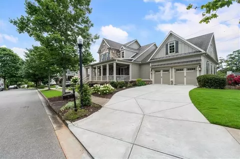 Exterior - 657 Dunbrody Dr, Milton, GA 30004 photo 2 of 12
