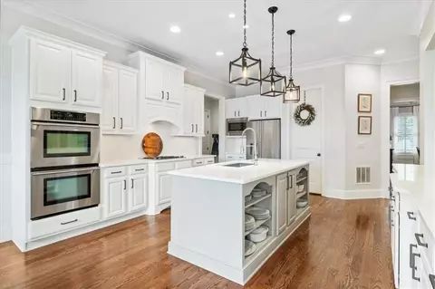 Kitchen - 657 Dunbrody Dr, Milton, GA 30004 photo 1 of 7