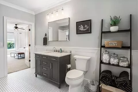Bath - 657 Dunbrody Dr, Milton, GA 30004 photo 9 of 9