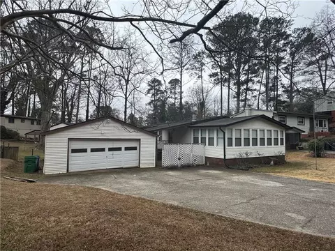 3029 Flamingo Dr, Decatur, GA 30033