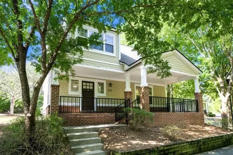 1035 Barnett Shoals Rd #450, Athens, GA 30605