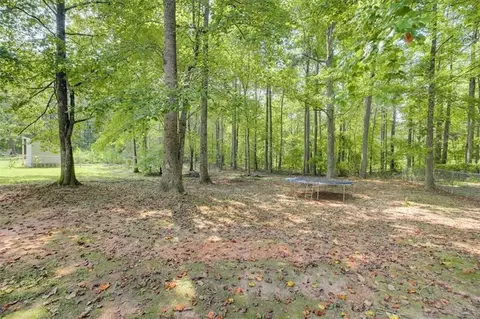 Exterior - 415 Willow Ln, Temple, GA 30179 photo 4 of 8