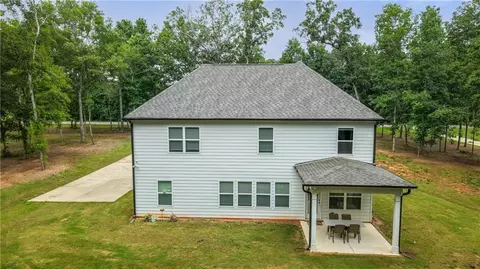 Exterior - 656 E Lake Rd, Mcdonough, GA 30252 photo 4 of 8