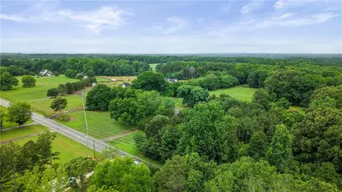 View/Area - 656 E Lake Rd, Mcdonough, GA 30252 photo 3 of 3