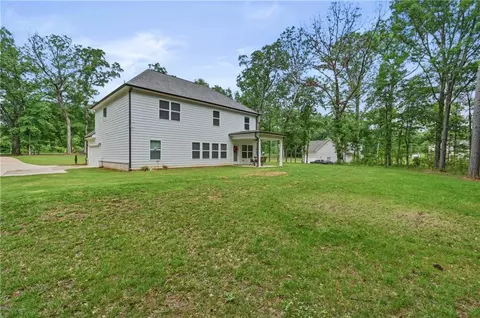 Exterior - 656 E Lake Rd, Mcdonough, GA 30252 photo 6 of 8