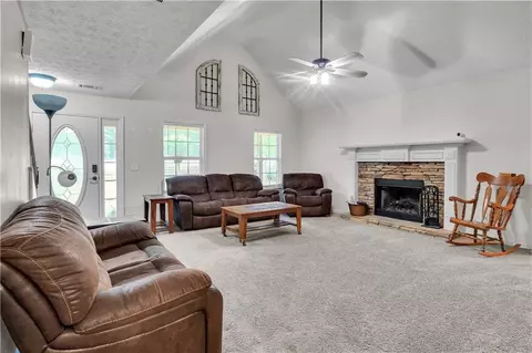 Living - 149 Marina Cir, Jackson, GA 30233 photo 3 of 3