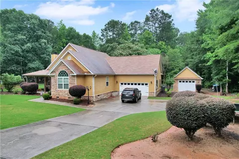 Exterior - 149 Marina Cir, Jackson, GA 30233 photo 2 of 4