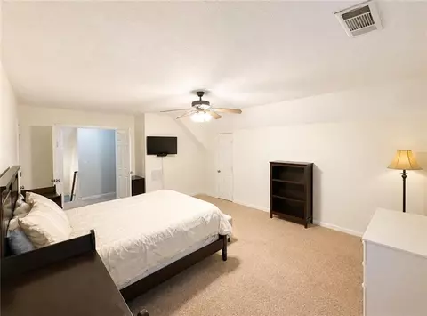 Bedroom - 149 Marina Cir, Jackson, GA 30233 photo 4 of 4