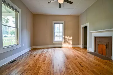 Living - 6 N Broad St N, Covington, GA 30014 photo 5 of 7
