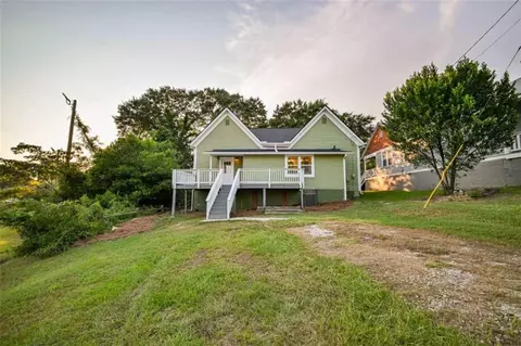Exterior - 6 N Broad St N, Covington, GA 30014 photo 6 of 11