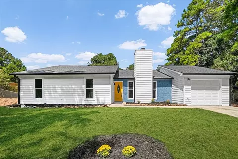 612 Towngate Blvd, Jonesboro, GA 30238