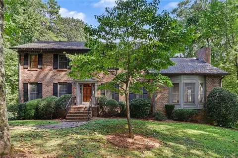 170 Pruitt Dr, Alpharetta, GA 30004