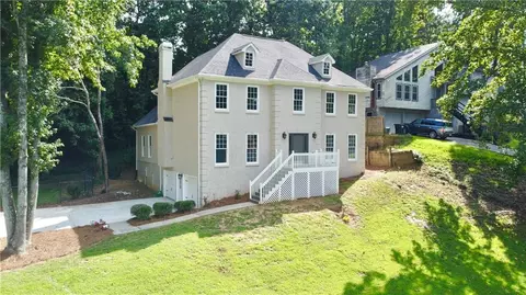 741 Maggie Ct, Kennesaw, GA 30144