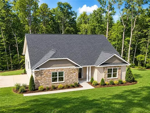 3310 Trevi Trl, Douglasville, GA 30135
