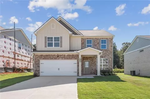 8135 Pine Ridge Rd, Fairburn, GA 30213