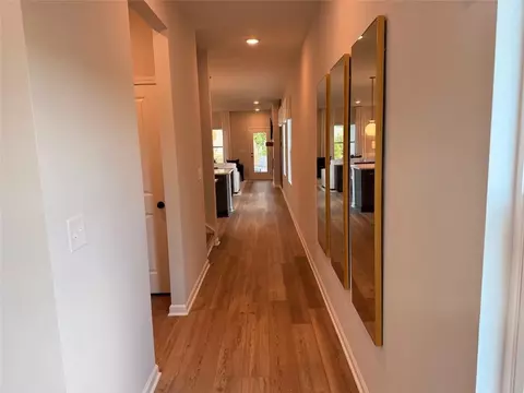 Entry Way - 130 Greene Farm Trl, Cartersville, GA 30120 photo 3 of 7