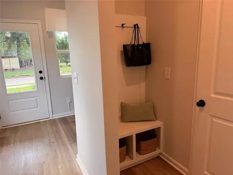 Entry Way - 130 Greene Farm Trl, Cartersville, GA 30120 photo 4 of 7