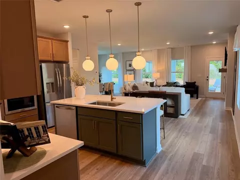 Kitchen - 130 Greene Farm Trl, Cartersville, GA 30120 photo 2 of 3