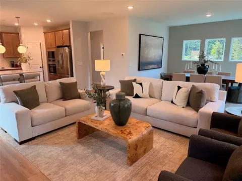 Living - 130 Greene Farm Trl, Cartersville, GA 30120 photo 2 of 2