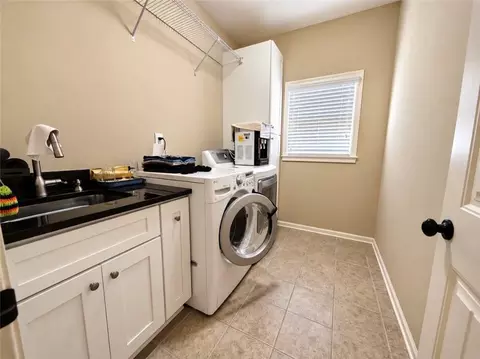 Other - 1653 Elesmere Oak Ct, Duluth, GA 30097 photo 4 of 7