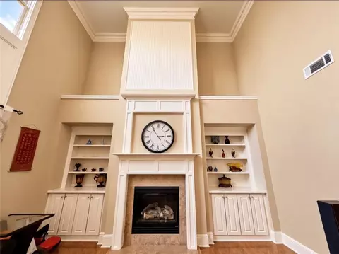 Living - 1653 Elesmere Oak Ct, Duluth, GA 30097 photo 5 of 6