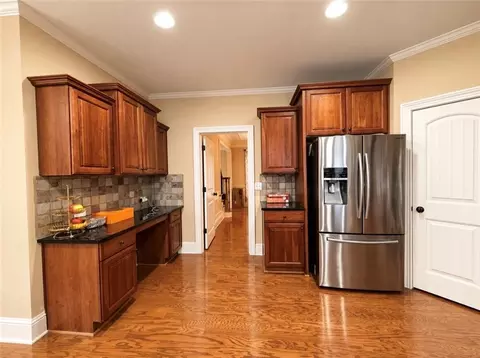 Kitchen - 1653 Elesmere Oak Ct, Duluth, GA 30097 photo 5 of 11