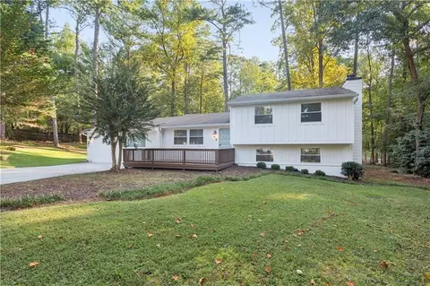 4782 N Inlet Dr, Marietta, GA 30066