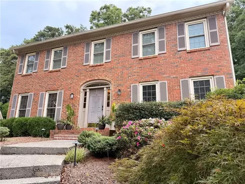 2826 Regents Park Ln, Marietta, GA 30062